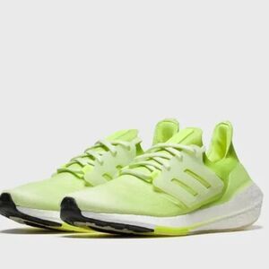 NEW Adidas Ultraboost 22 Running Shoes Men's Sneakers Almost Lime GX5557 US 11.5